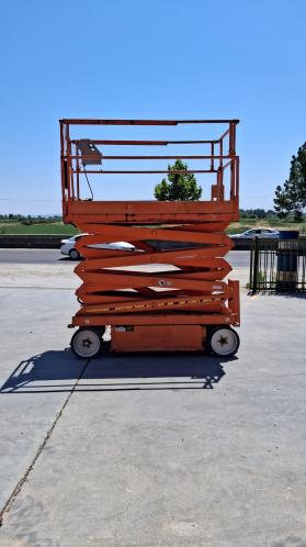 Piataforme Sky Jeck  Modeli SJIII-4626  Matr 70019366  Viti 2014  